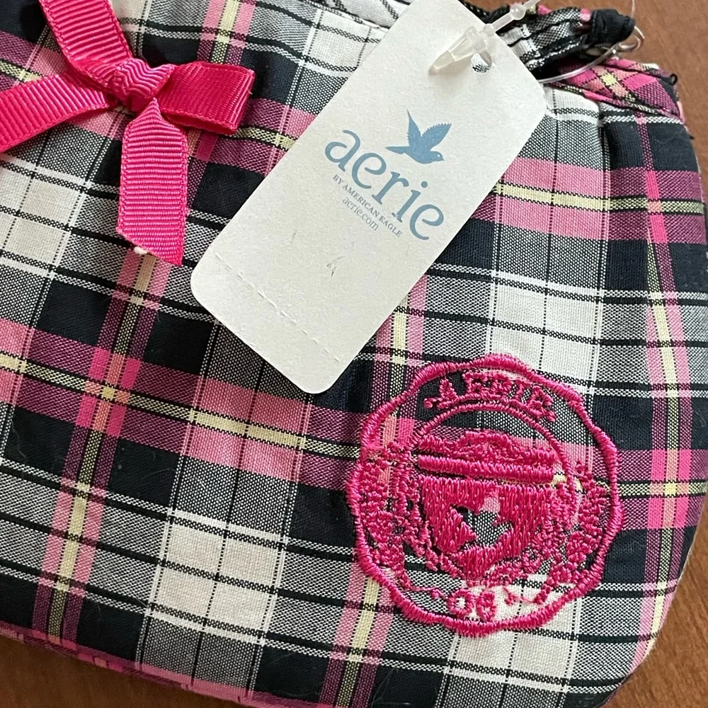 Aerie Bag - New w/ Tag - Wallet Size